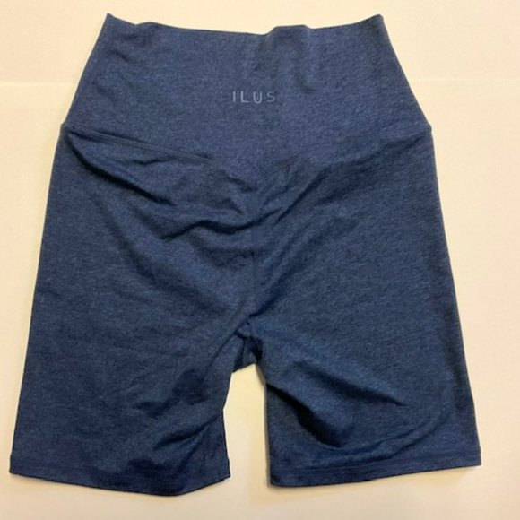 ILUS Cinched Cross Over Shorts 6" (M) - Picture 4 of 4
